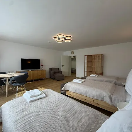 Aparthotel Nook 3*