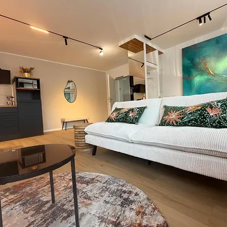 Nook Aparthotel 3*