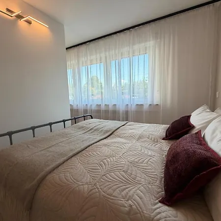 Aparthotel Nook 3*